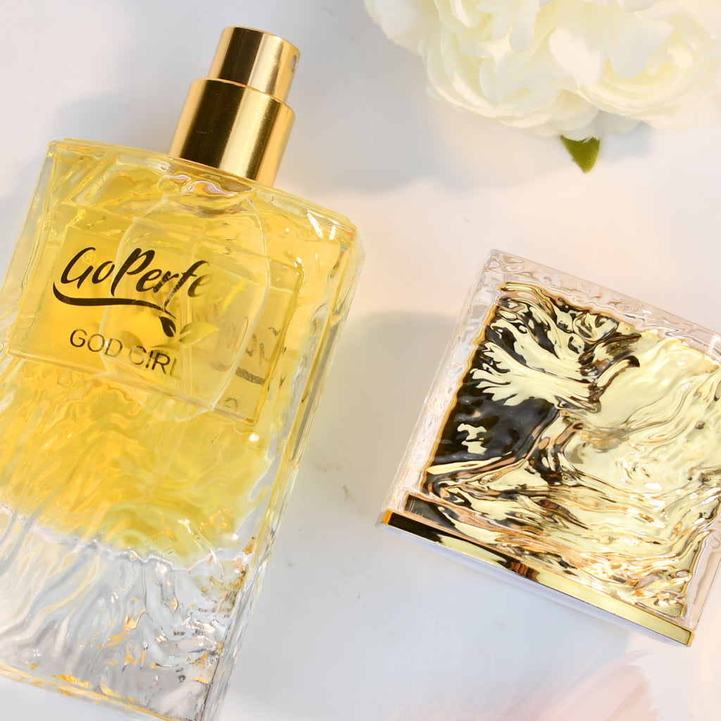 عطر الفتاة المثالية
