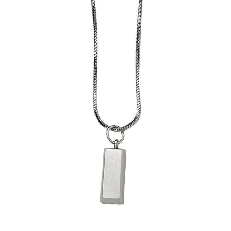 Simple Personality Light Luxury Necklace